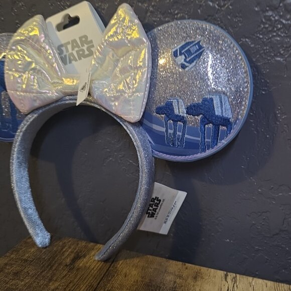 2025 Disney Parks Star Wars Hoth Ears Headband NEW - Picture 3 of 3